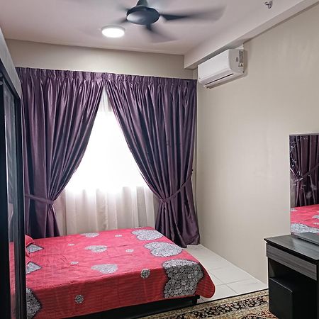 Aisy Homestay Putrajaya Cyberjaya Klia Kampung Dengkil Buitenkant foto