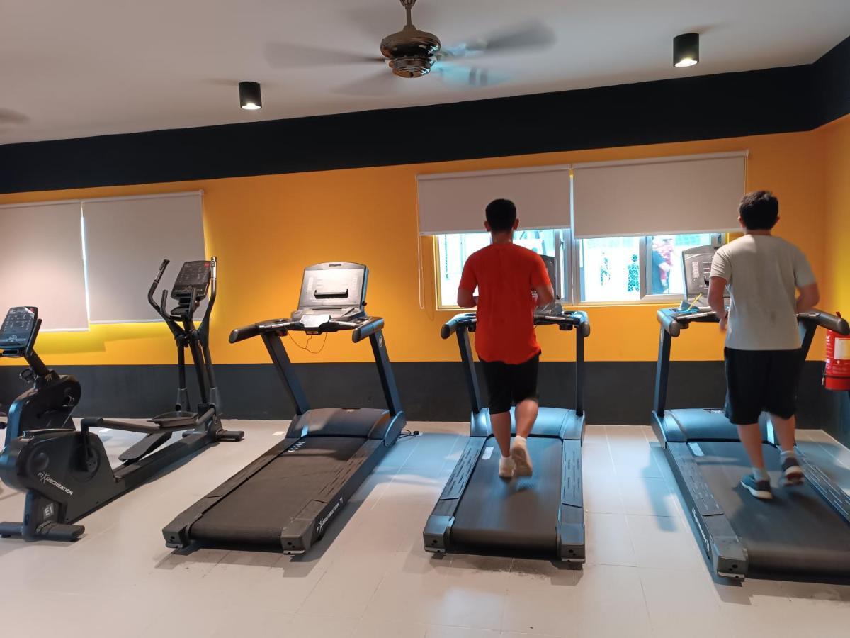 Aisy Homestay Putrajaya Cyberjaya Klia Kampung Dengkil Buitenkant foto