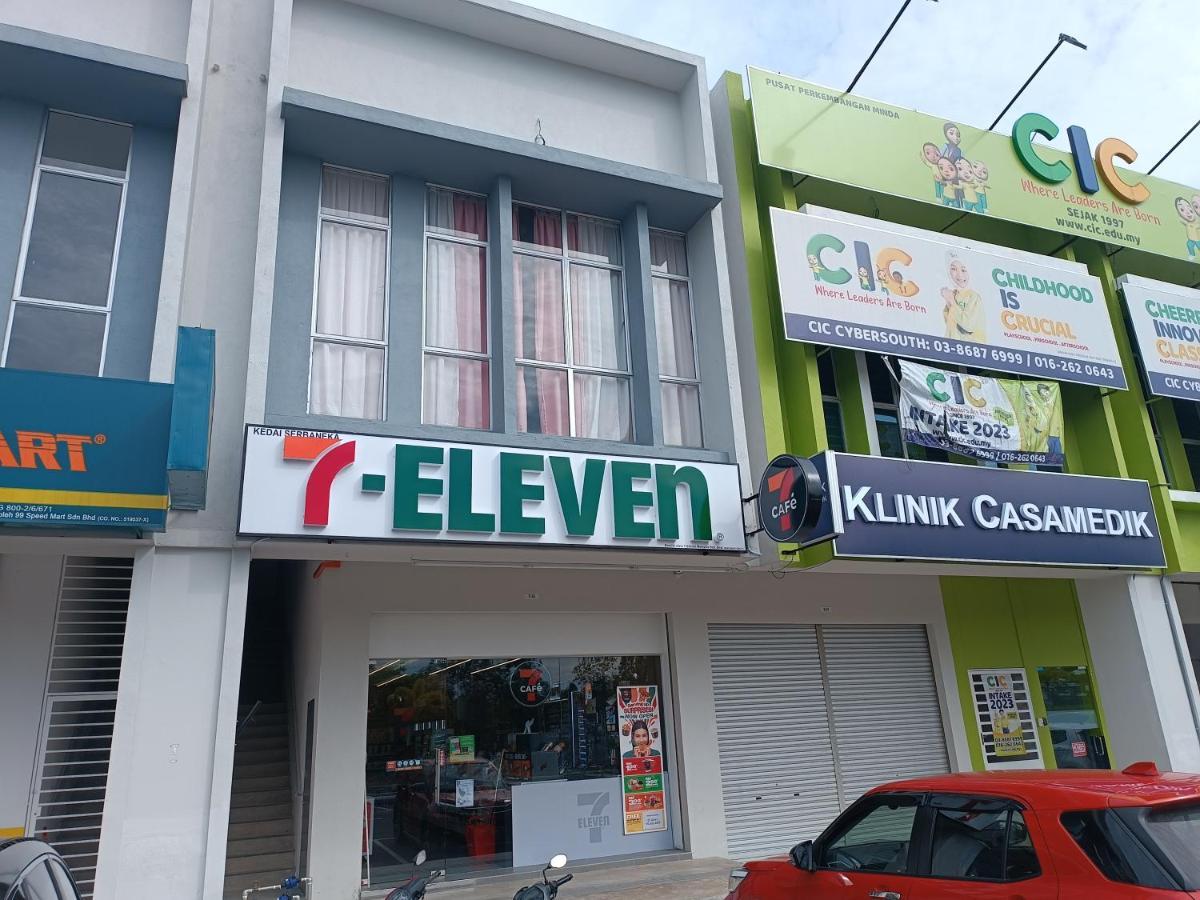 Aisy Homestay Putrajaya Cyberjaya Klia Kampung Dengkil Buitenkant foto